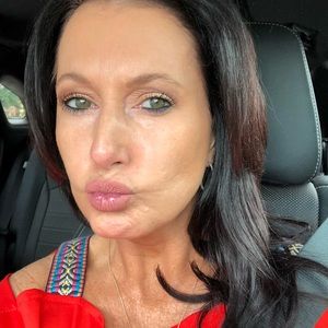 Meet your Posher, Kelli